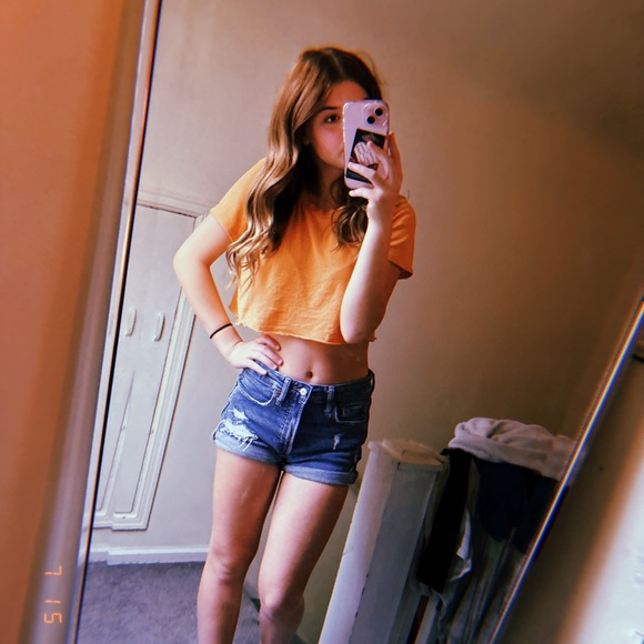 elliyana_r